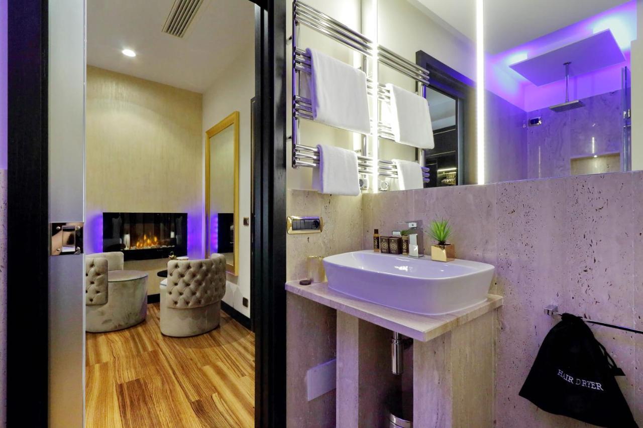 Spanish Hills Collection Luxury Suites & Jacuzzi Rzym Zewnętrze zdjęcie